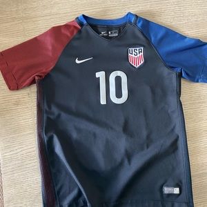Authentic Nike youth large Pulisic jersey